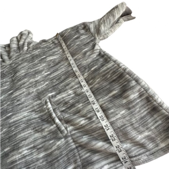 HUE Women' S-XXL (OS) Light Gray Cowl Neck Sleeved Plush Cozy Sweater Tunic Top - Picture 8 of 11